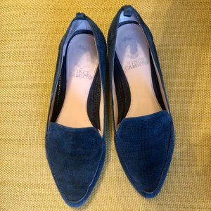 Vince Camuto navy suede loafers